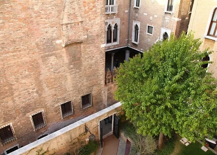 Pesaro Palace Venise